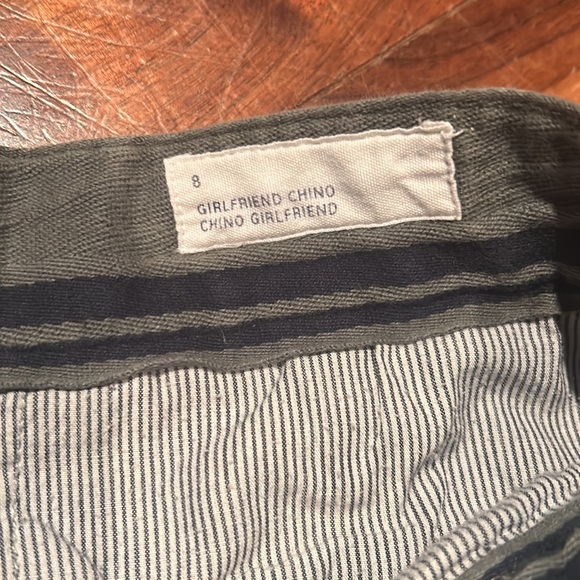 Size 8 Gap Girlfriend Camo Pants! - Picture 4 of 4
